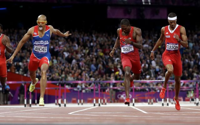 Στα 35 του ξανά «χρυσός» ο Φέλιξ Σάντες, «αποκαθήλωση» για την Ισινμπάγεβα